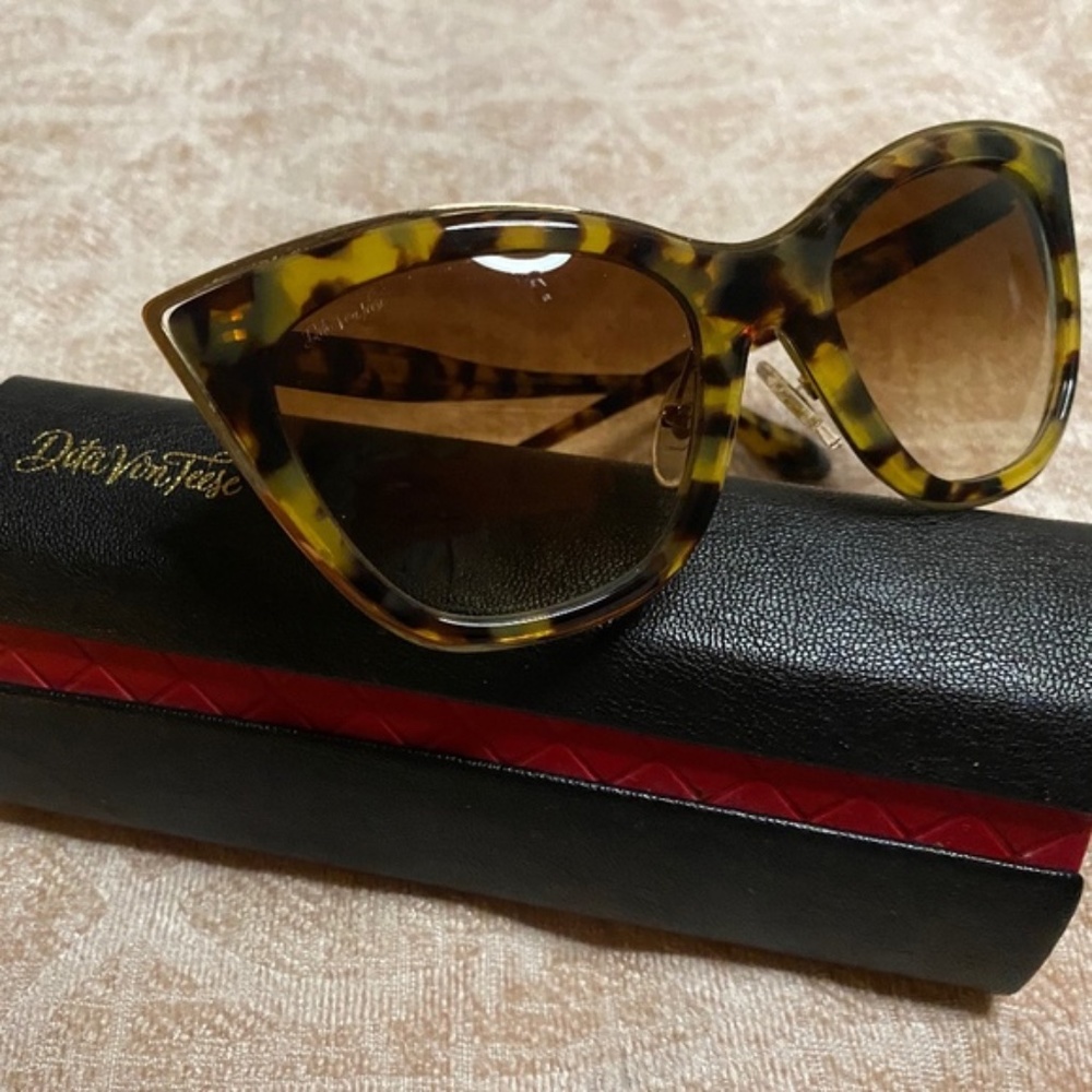 Dita Von Teese Cateye Sunglasses